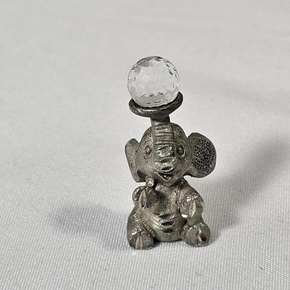 Crystal Ball Balancing Elephant - Spoontique Pewter-1985  - 207 - Picture 2 of 6